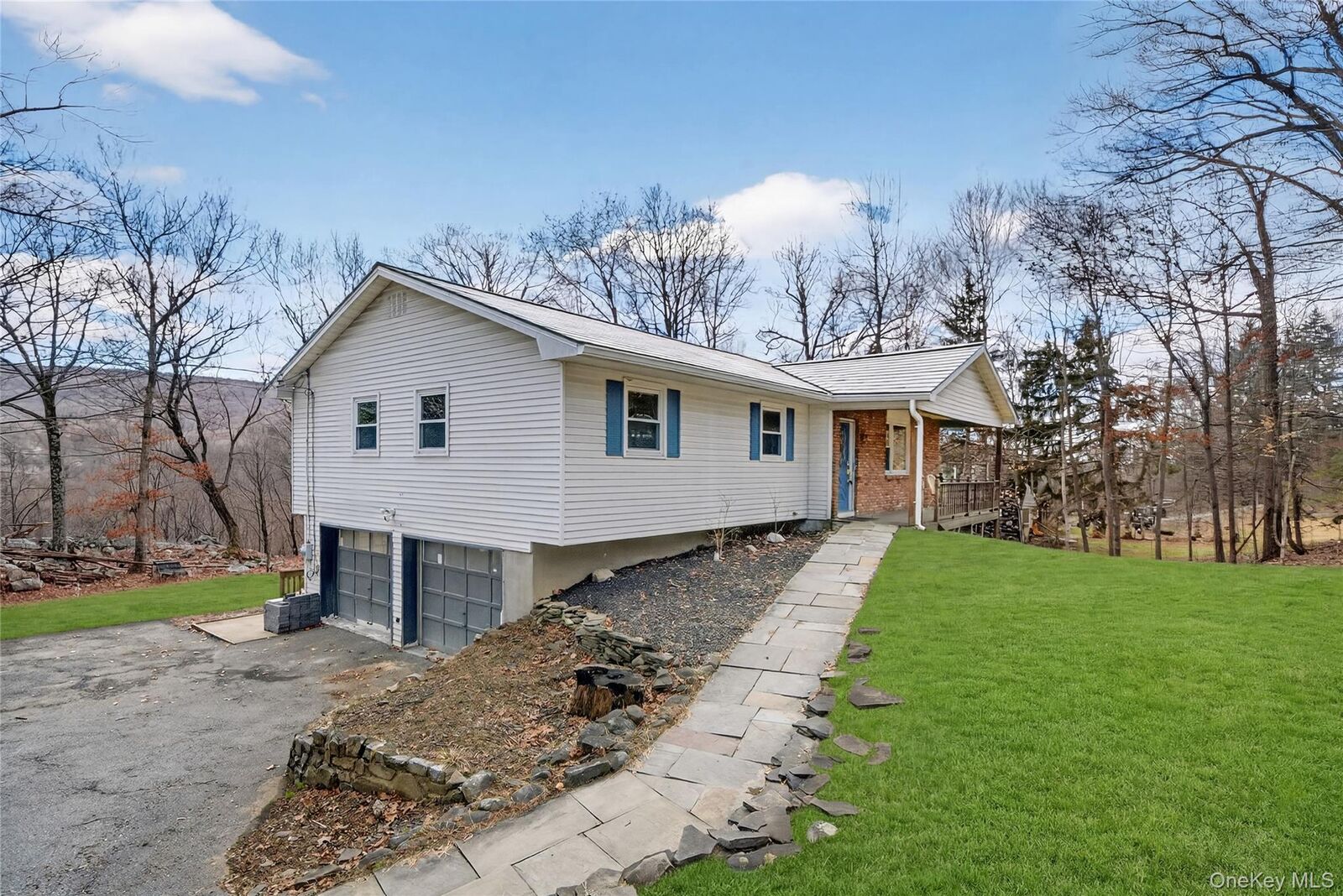Property Photo:  36 Sands Point Road  NY 10992 