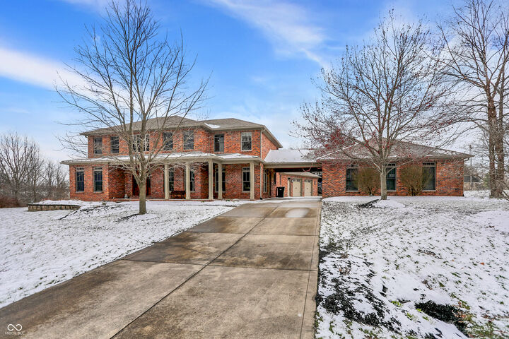 Property Photo:  6 Stonybrook Drive  IN 46112 