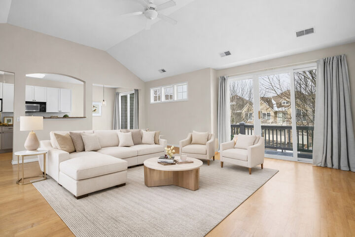 Property Photo: 360 Promontory Lane B IL 60084