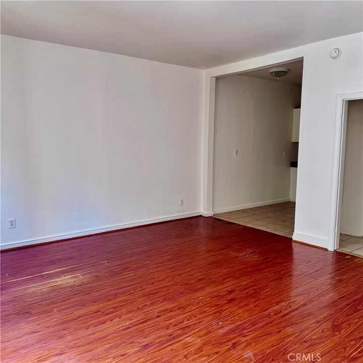 Property Photo: 248 Columbia CA 90026