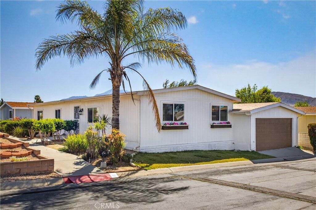 Property Photo:  3800 W Wilson 19  CA 92220 