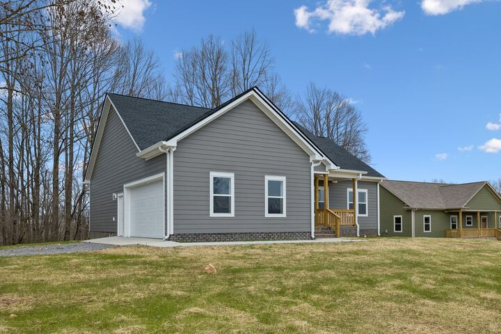 Property Photo:  4083 Long Creek Rd  TN 37083 