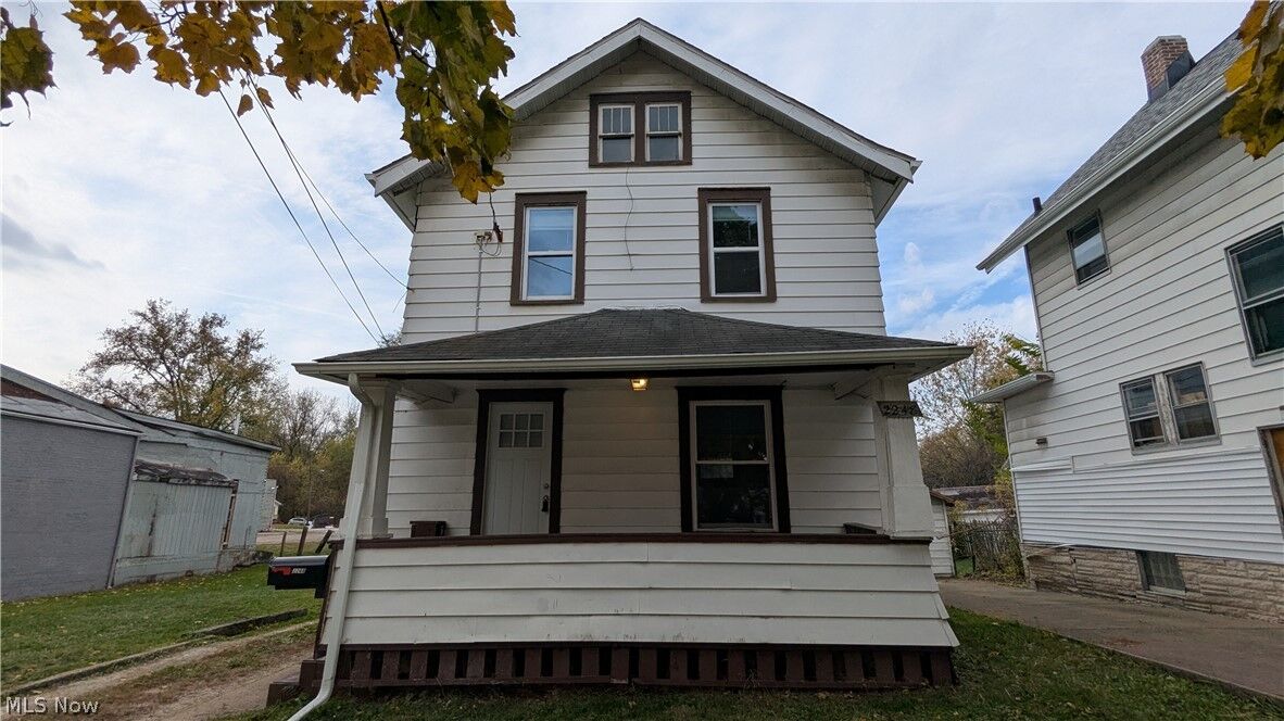 Property Photo: 2248 East Avenue OH 44314