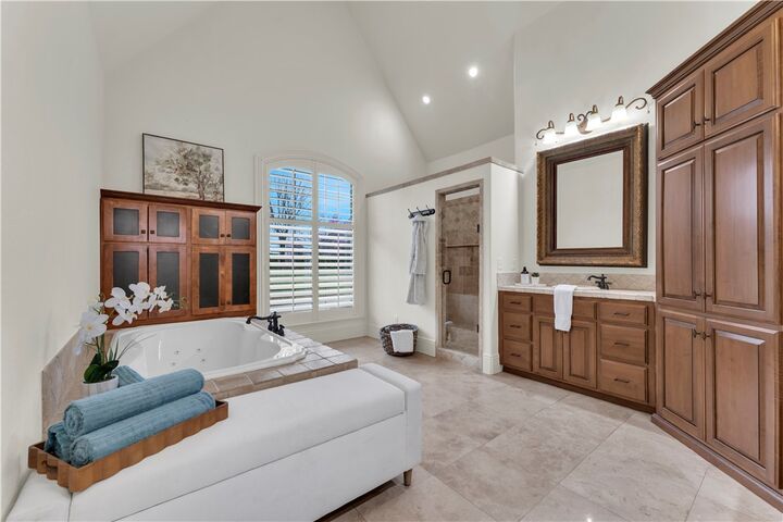 Property Photo: 10333 Falcon Crest Drive AR 72745