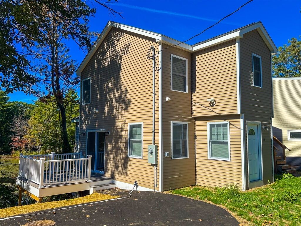 Property Photo:  14 Hillside Rd  MA 01532 