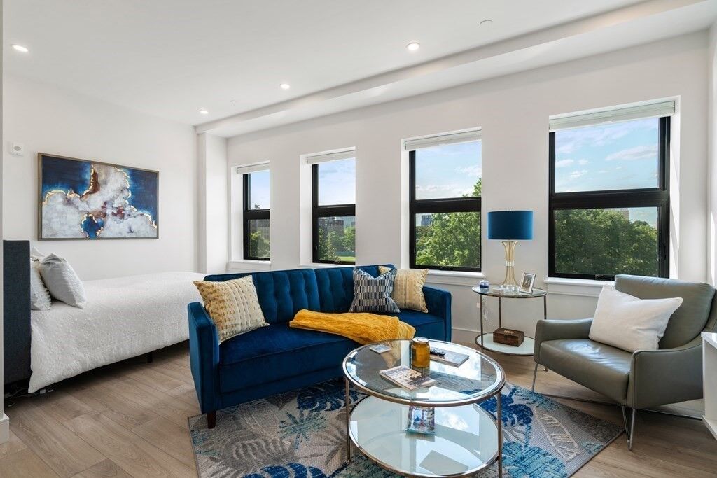 Property Photo:  1950 Washington St 3B  MA 02118 