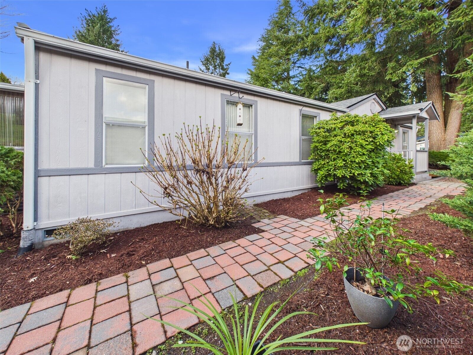 Property Photo:  5250  College Street SE 12  WA 98503 