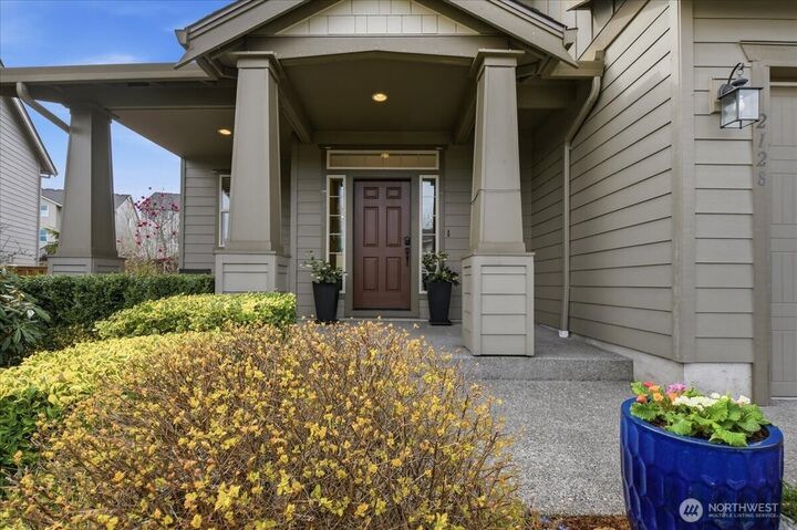 Property Photo: 2128 NE Verbena Lane WA 98607