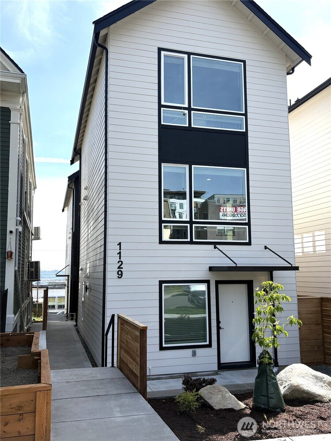 Property Photo: 1131 Fawcett Avenue A-D WA 98402