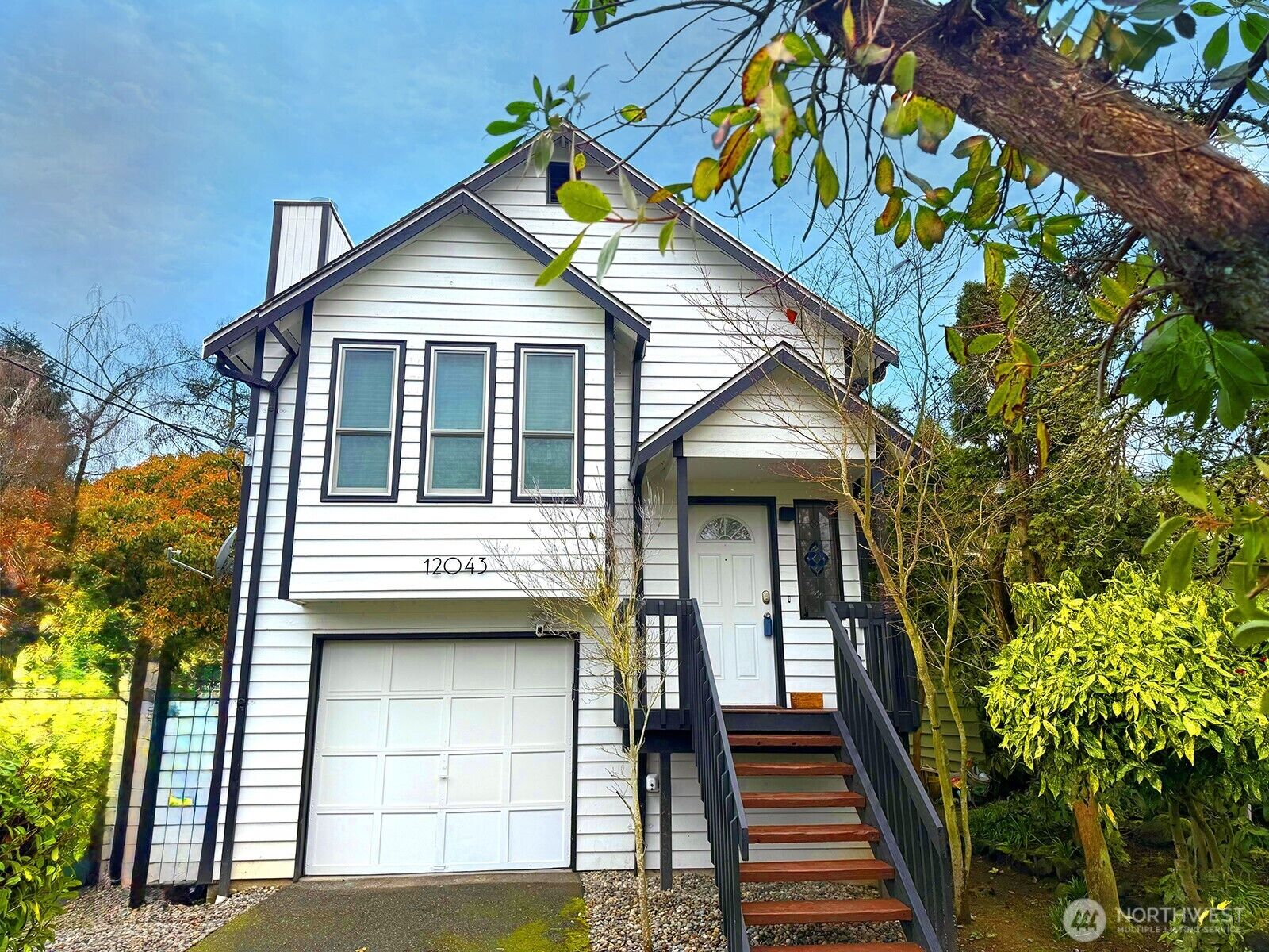 Property Photo:  12043  Bartlett Avenue NE  WA 98125 