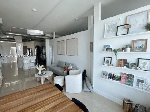 Property Photo: 3029 NE 188th St 822 FL 33180