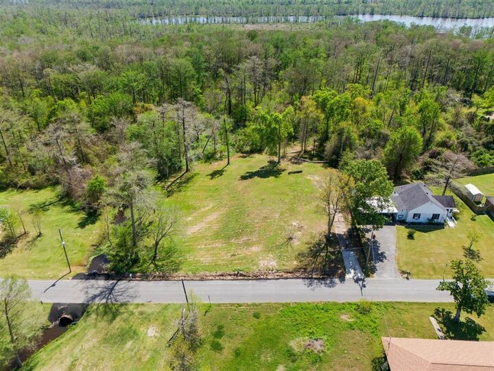 Property Photo: 1009 Green Road LA 70611