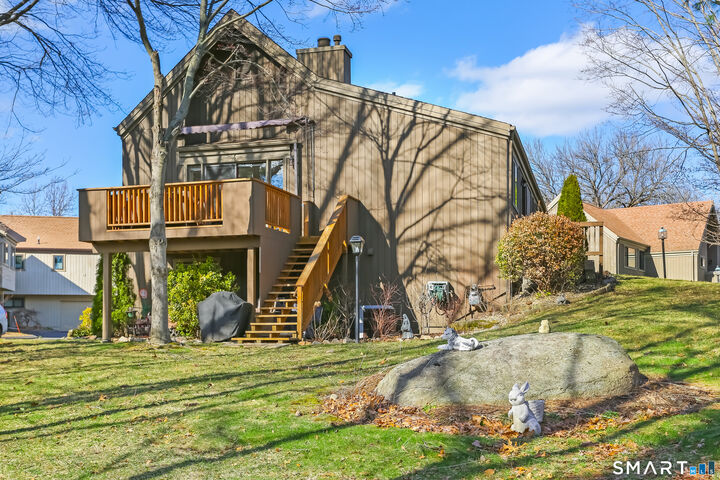 Property Photo:  72 Dakota Lane B  CT 06614 