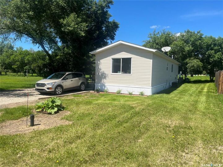Property Photo: 12 Prairie View Crescent SK S0L 2V0