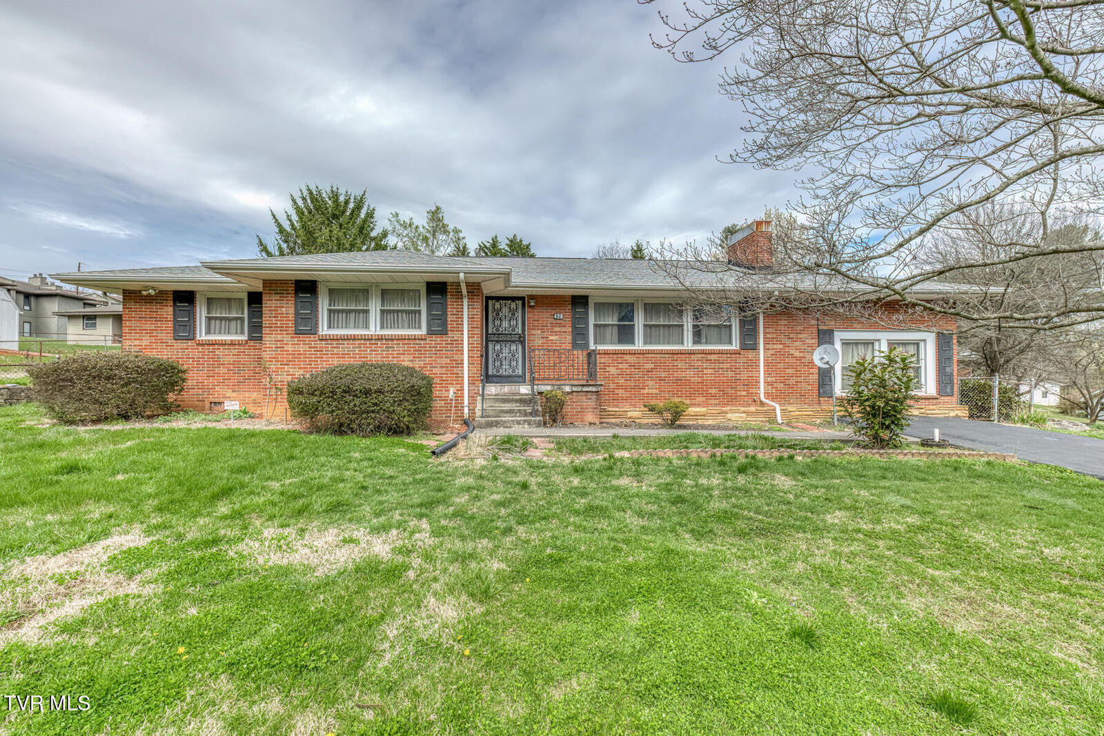 Property Photo: 428 Allen Drive TN 37660