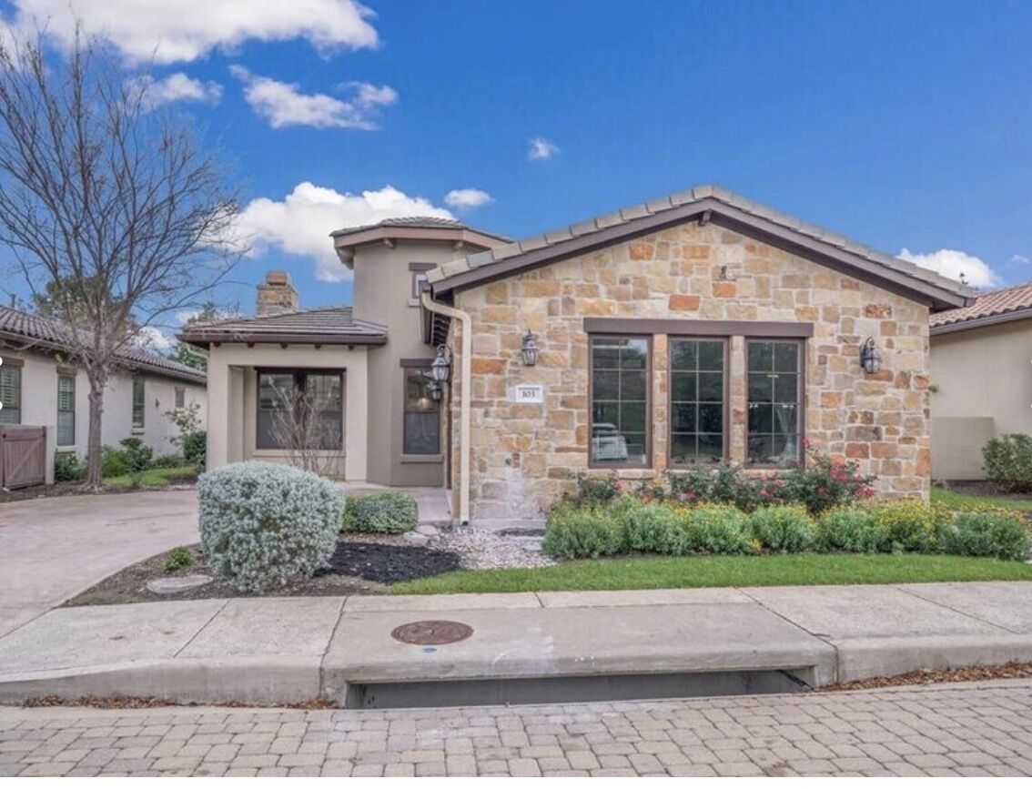 Property Photo: 103 Amiata Avenue TX 78734