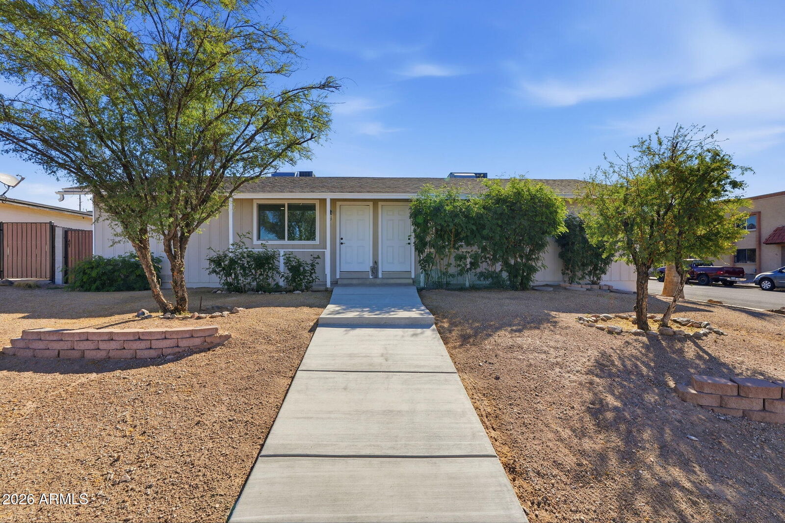 Property Photo:  10429 N 11th Avenue  AZ 85021 