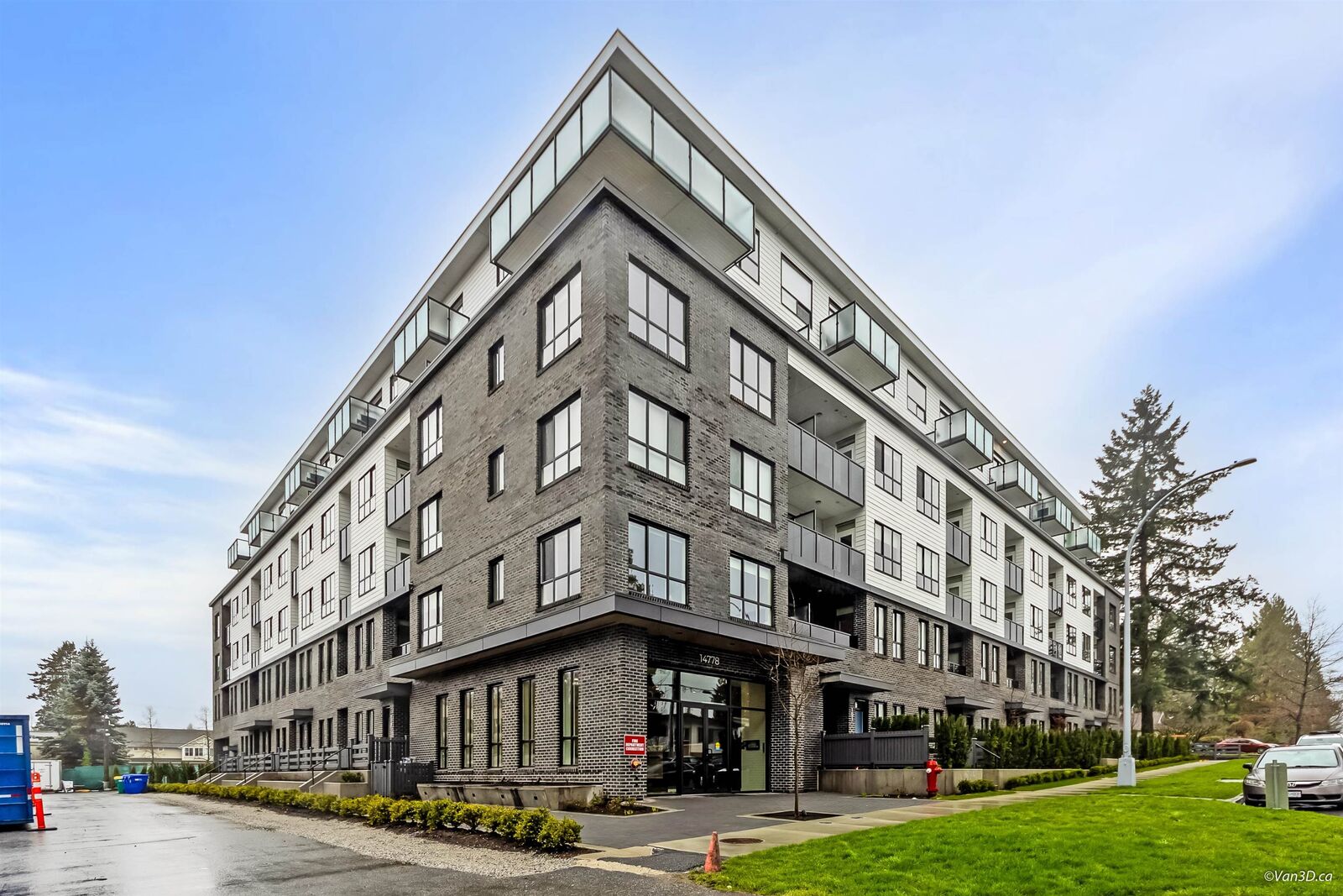 Property Photo: 14778 106 Avenue 204 BC V3R 0J4