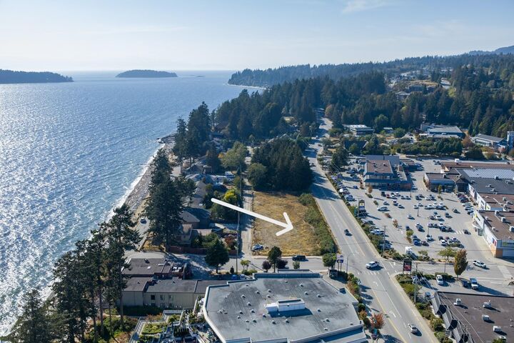 Property Photo: 5759 Teredo Street BC V0N 3A0