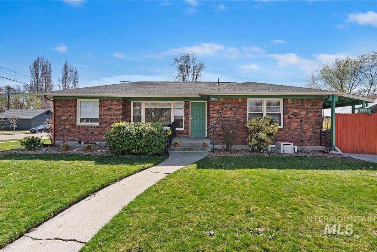 Property Photo: 2601 W Bannock St ID 83702