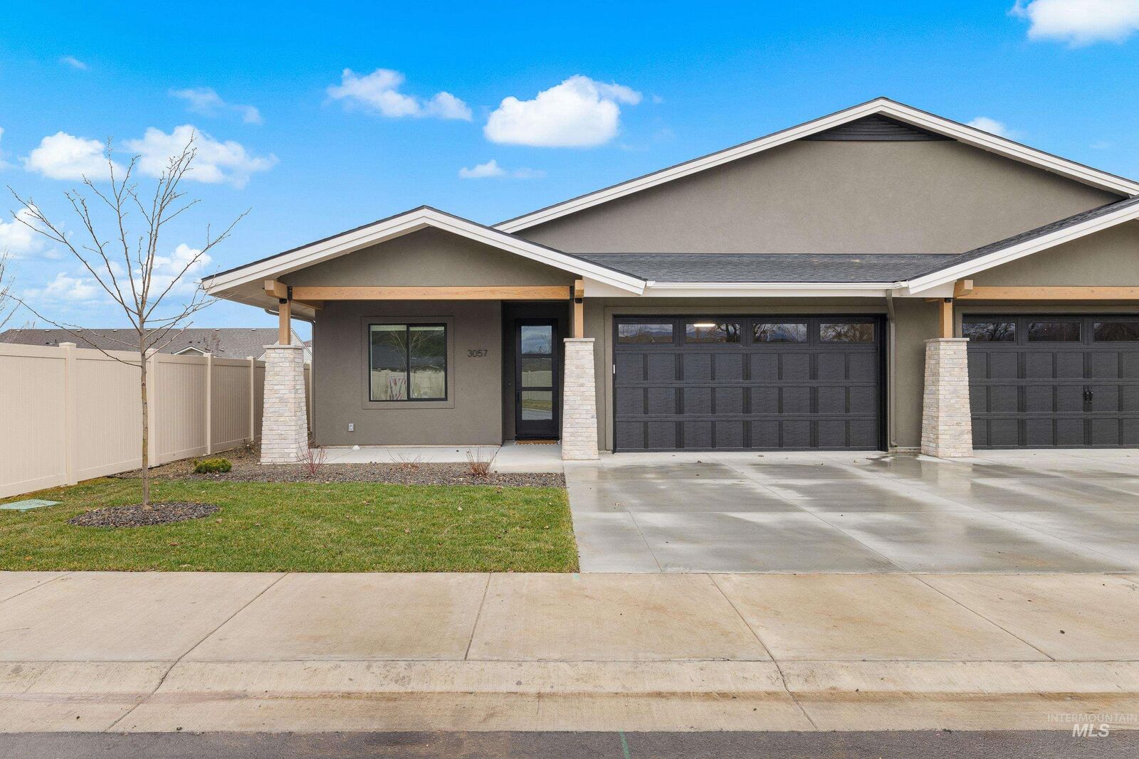 Property Photo:  3071 N Lapis Ave  ID 83646 