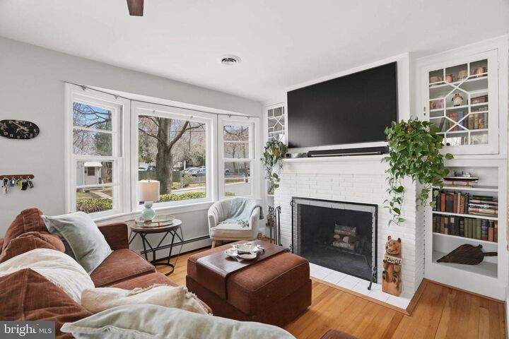 Property Photo: 11 Glen Avenue N MD 21401