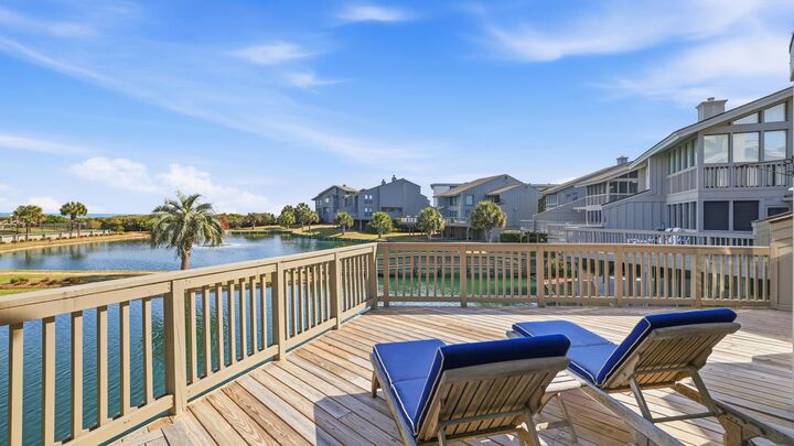Property Photo:  110 Breakers Reef Dr. 12C  SC 29585 