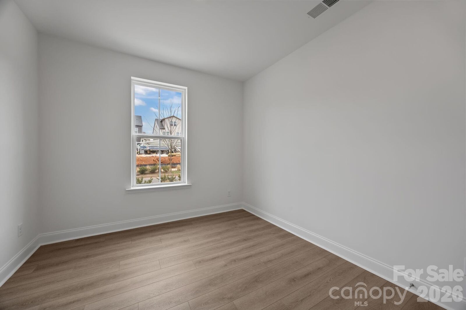 Property Photo: 7028 Westrow Avenue NC 28278