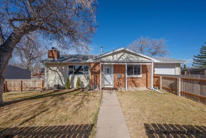 Property Photo:  1823 Lilac Ct  WY 82001 