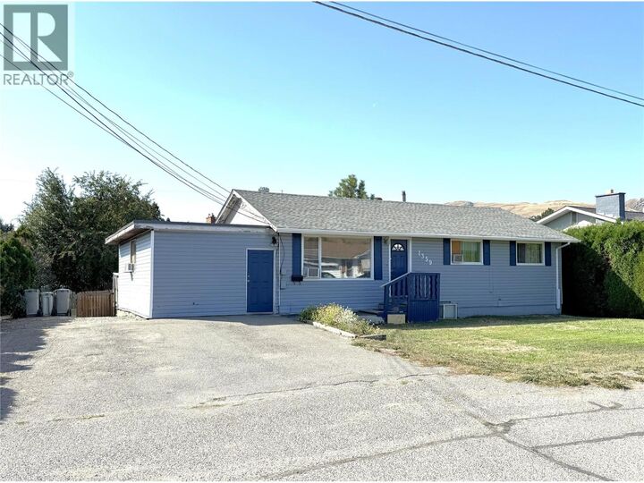 Property Photo: 1359 Hamilton Street BC V2B 2V3