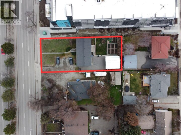 Property Photo: 787-789 Harvey Avenue BC V1Y 6E2