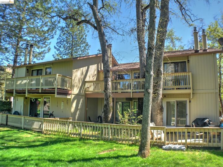 Property Photo:  19166 Dyer Ct  CA 95321 