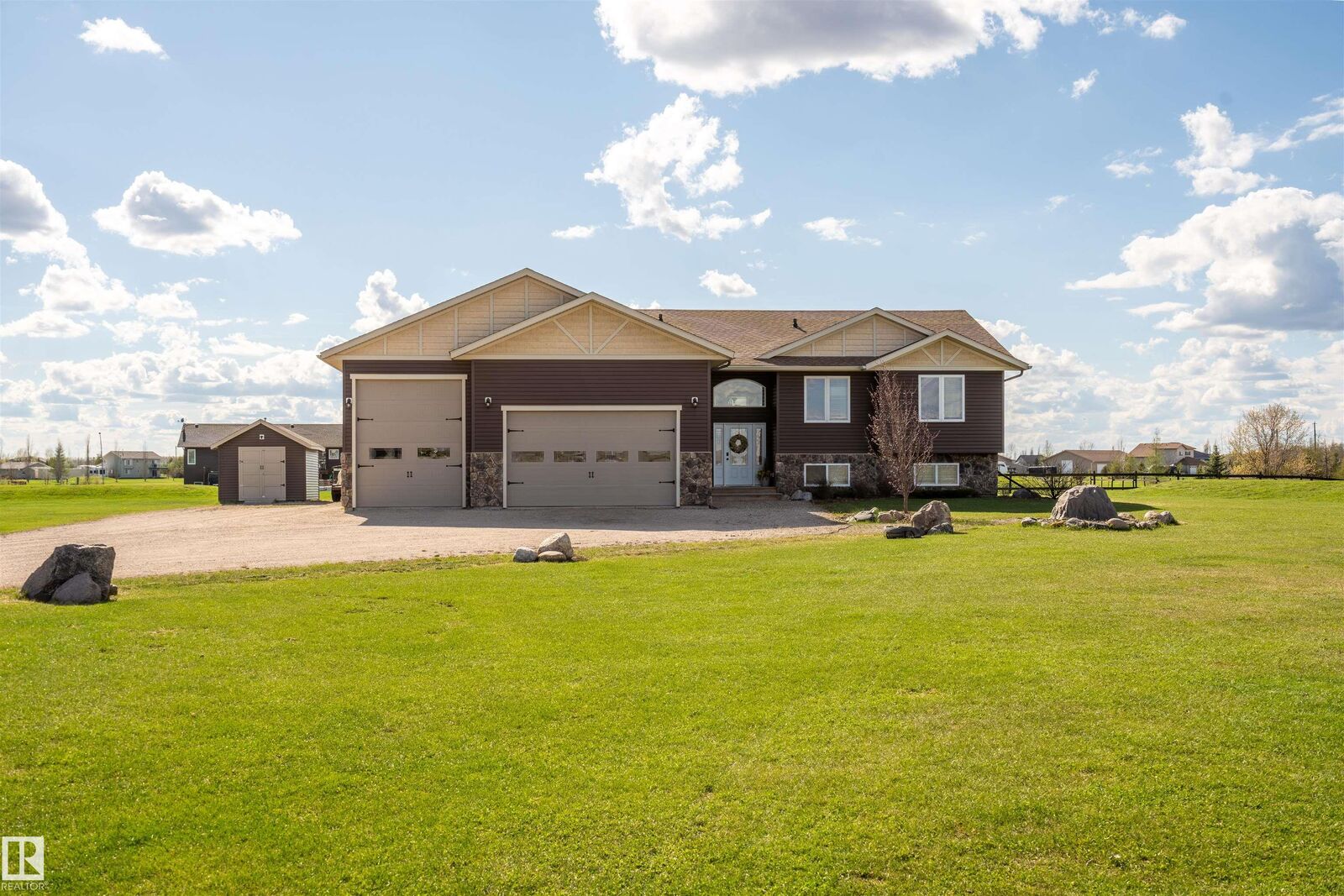 Property Photo: 63210 Rge Rd 423 AB T9M 1N2