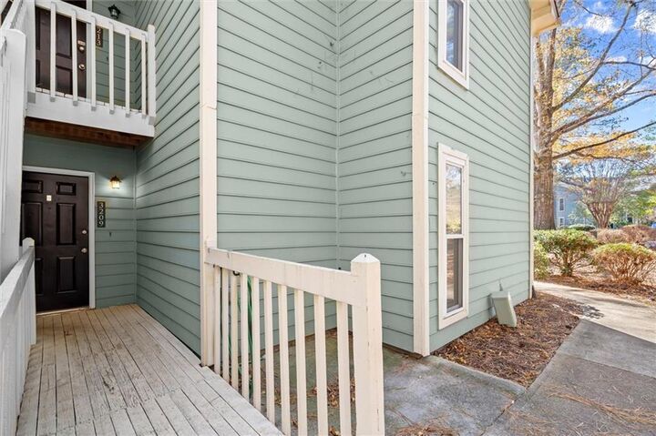 Property Photo:  3209 Canyon Point Circle  GA 30076 