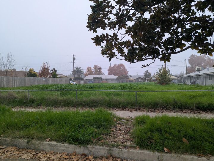 Property Photo:  521 O Street  CA 93657 