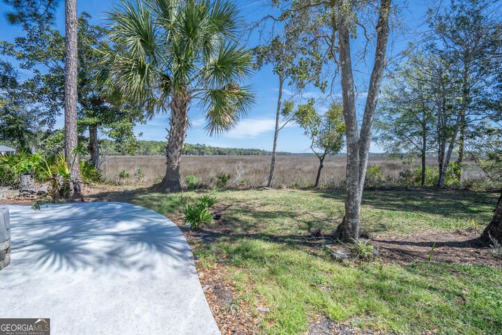 Property Photo: 103 Carrington Court GA 31548