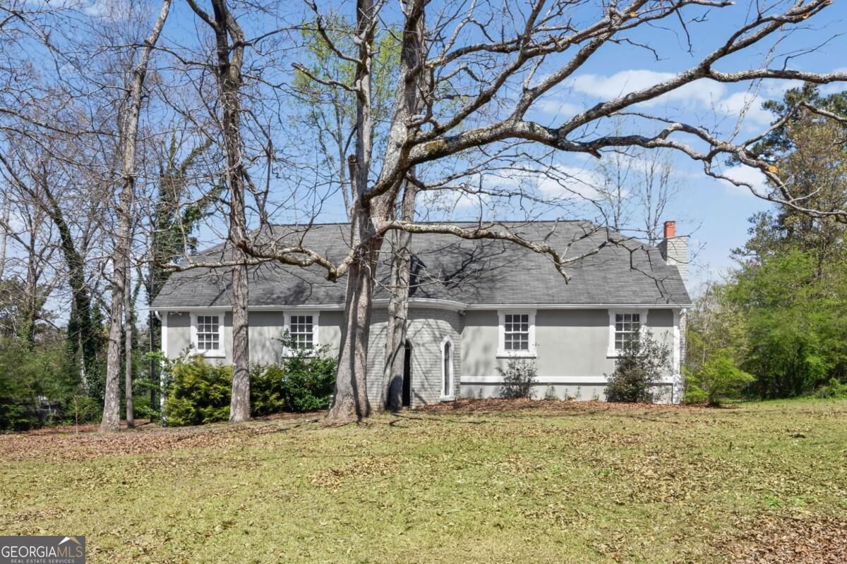 Property Photo:  6257 N Summers Circle  GA 30135 