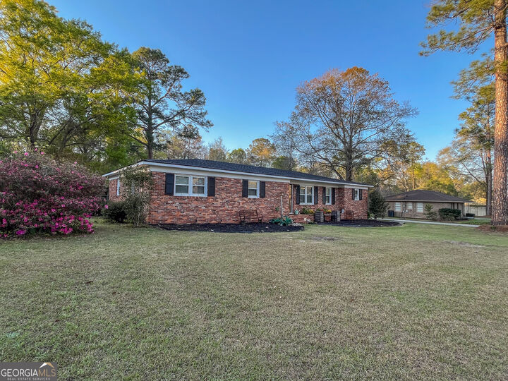 Property Photo: 218 Pinehurst Drive GA 31021