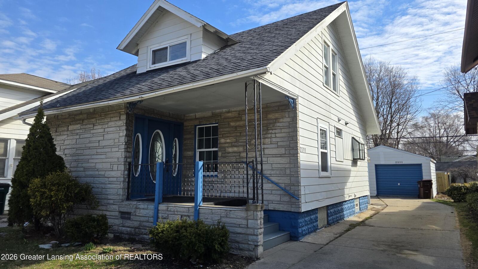 Property Photo:  2311 S Pennsylvania Avenue  MI 48910 