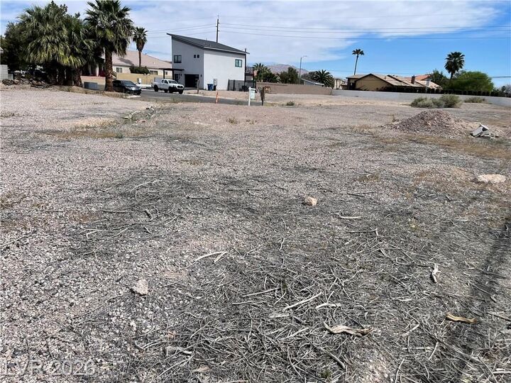 Property Photo:  3993 Mojado Court  NV 89121 