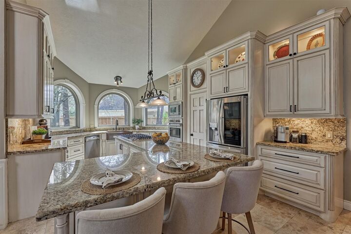 Property Photo:  23 Golden Thrush Place  TX 77381 