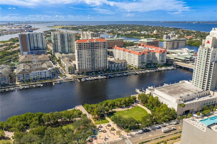 Property Photo: 700 S Harbour Island Boulevard 204 FL 33602