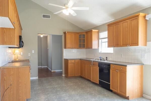 Property Photo: 58 Kankakee Trail FL 32164