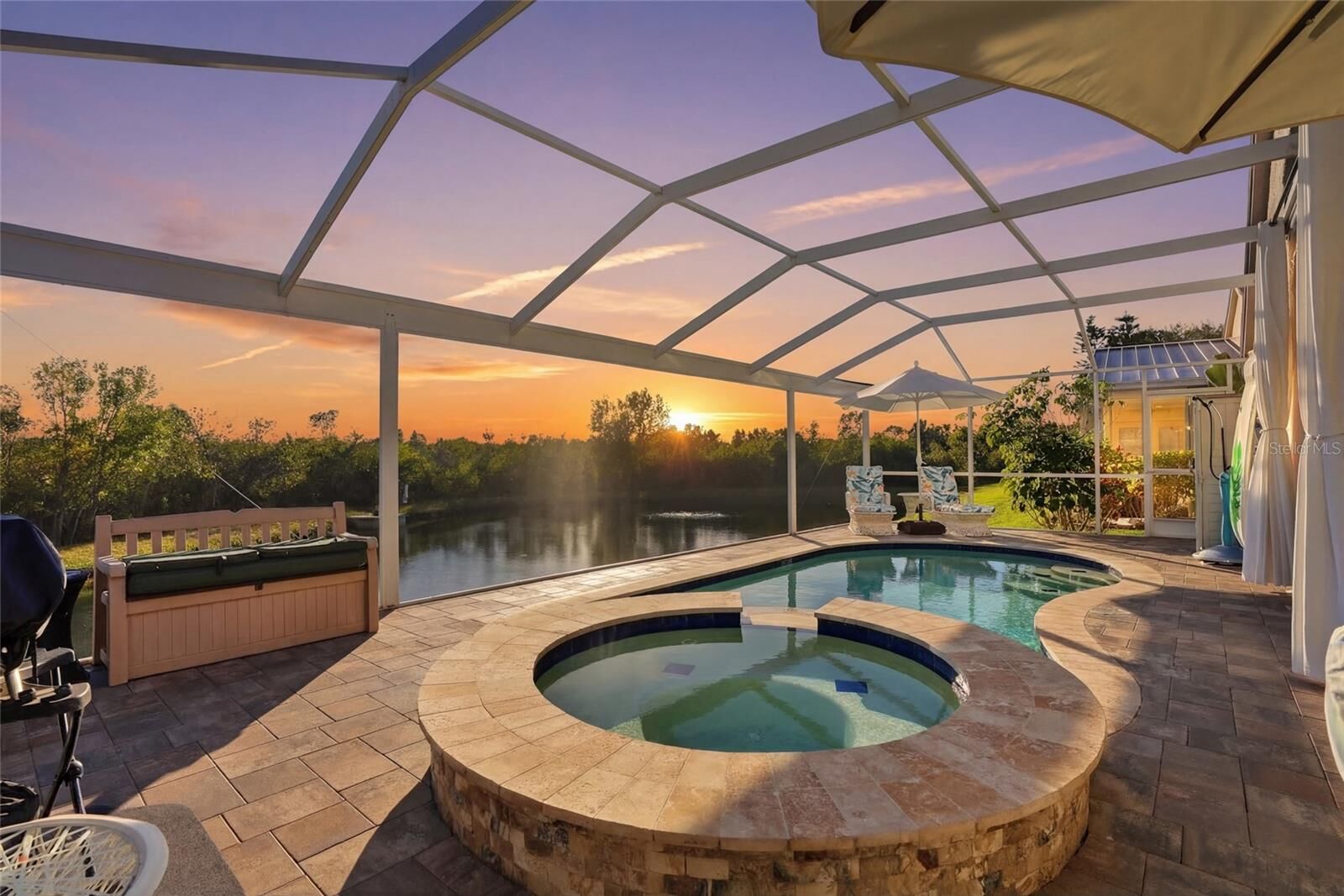 Property Photo: 732 Lighthouse Drive FL 34689