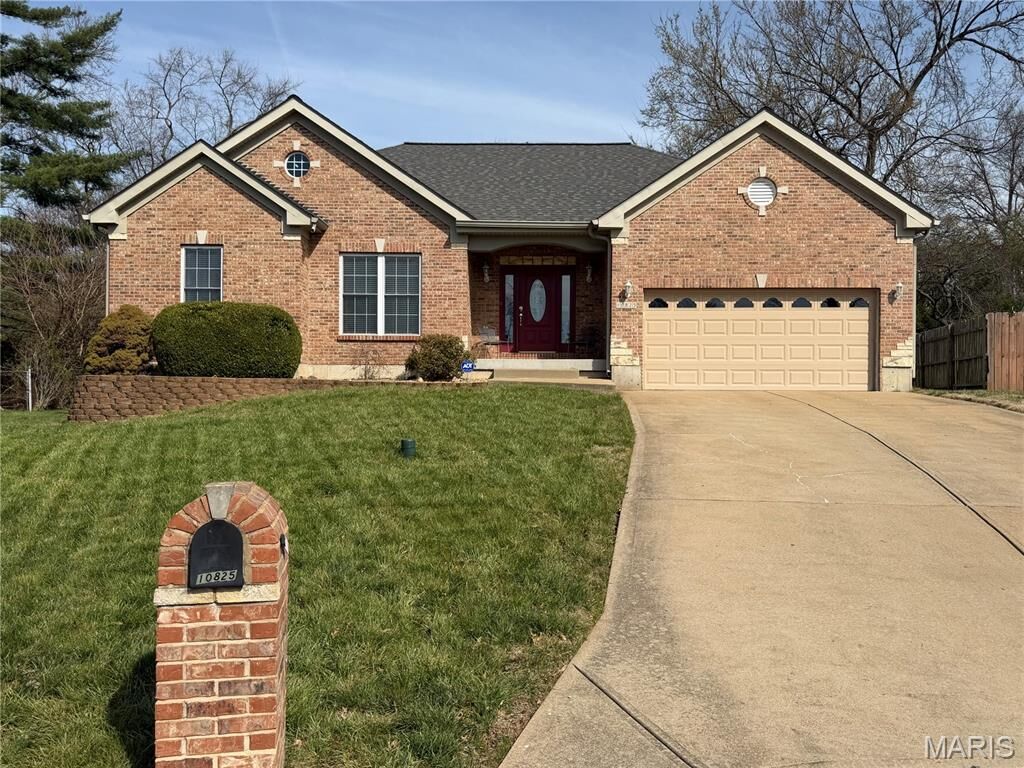 Property Photo:  10825 Larkspur Drive  MO 63123 