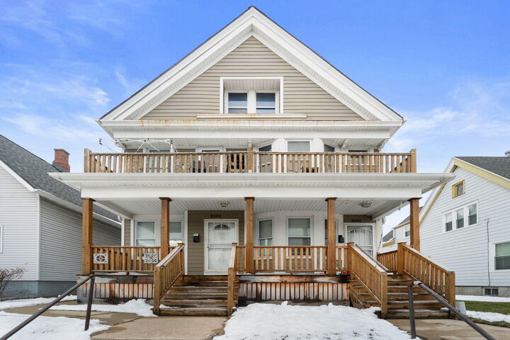 Property Photo:  3143 N Holton St 3145  WI 53212 