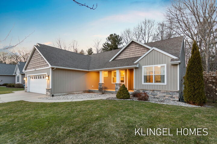 Property Photo:  16831 Watersedge Drive  MI 49417 