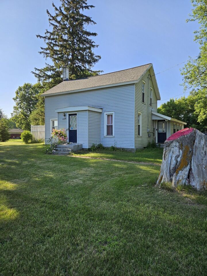 Property Photo:  8991 W 1 Mile Road  MI 49421 