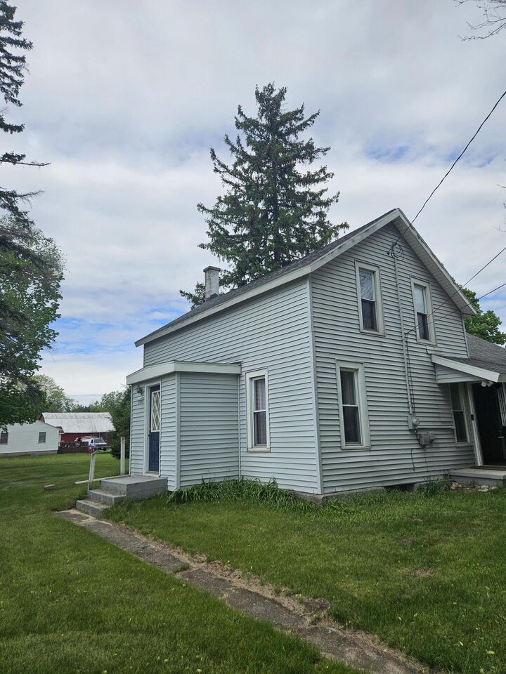 Property Photo: 8991 W 1 Mile Road MI 49421