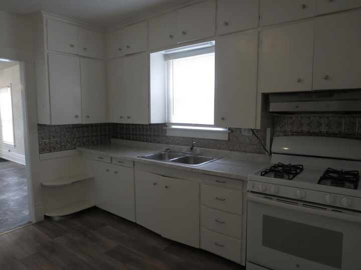 Property Photo: 1315 Jackson Street MI 49001